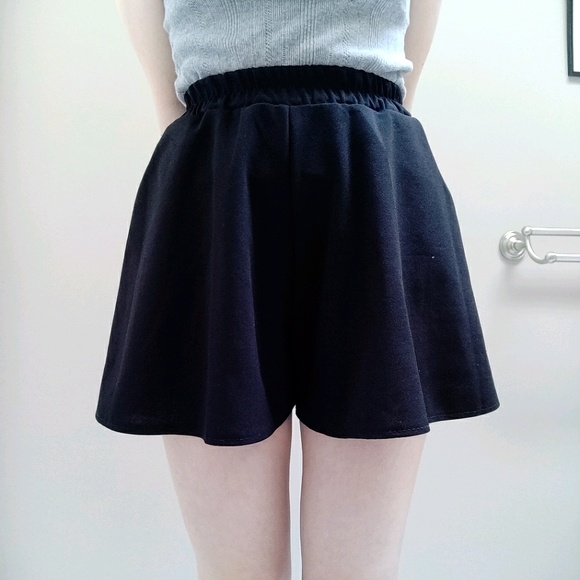 💖3/$25💖 Chocoolate Flared Culotte Shorts - Picture 3 of 5